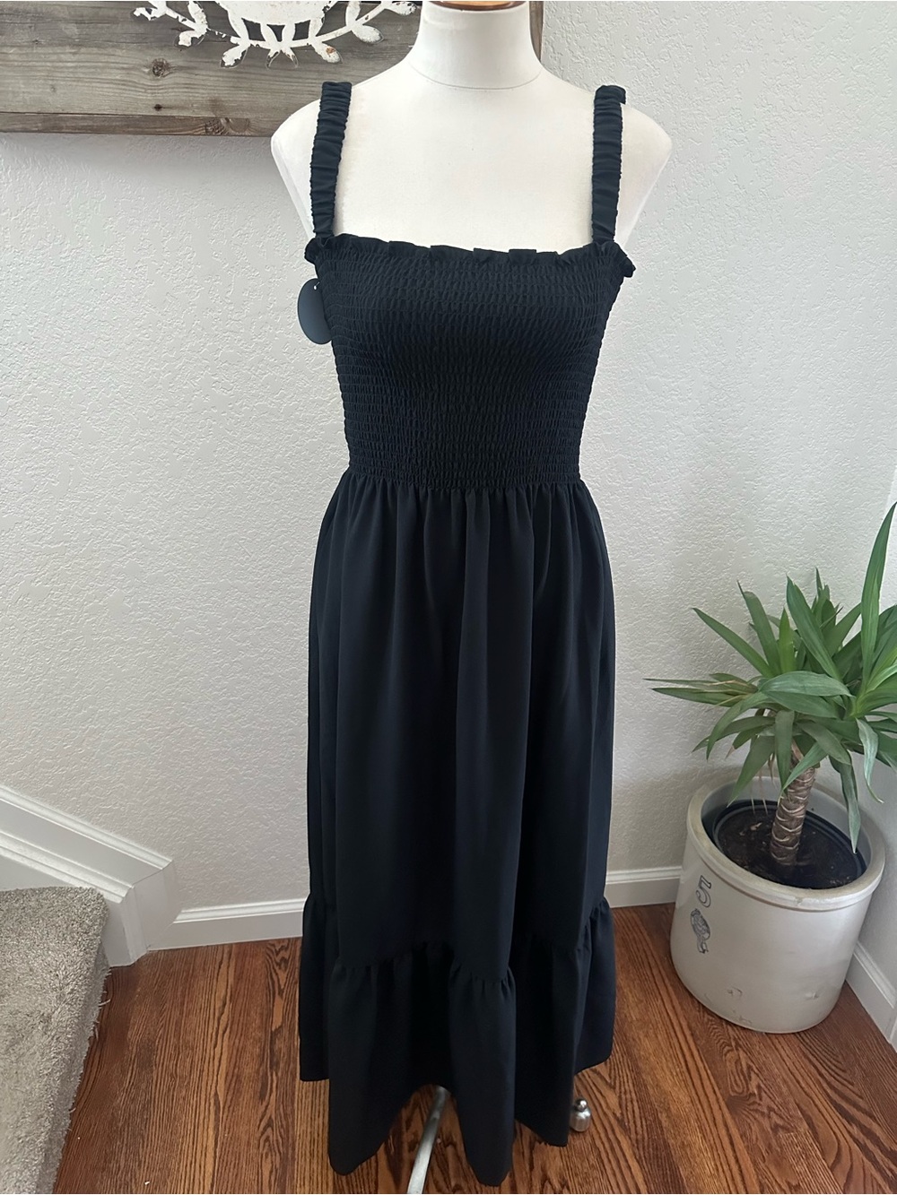 Hill House The Anjuli Nap Dress solid black size M NWT